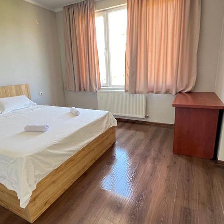 Garden House Tbilisi Hotel Bagian luar foto