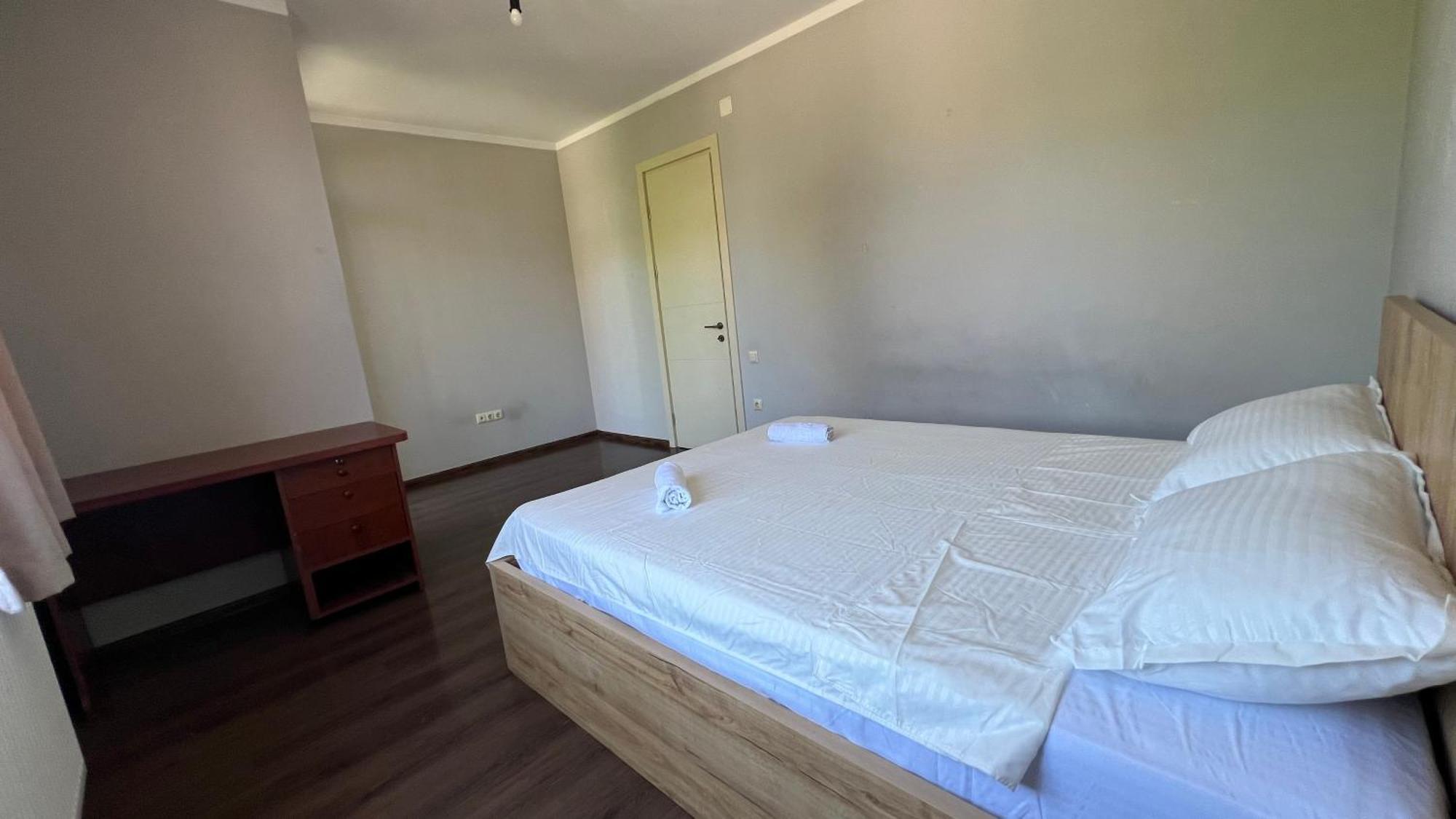 Garden House Tbilisi Hotel Bagian luar foto